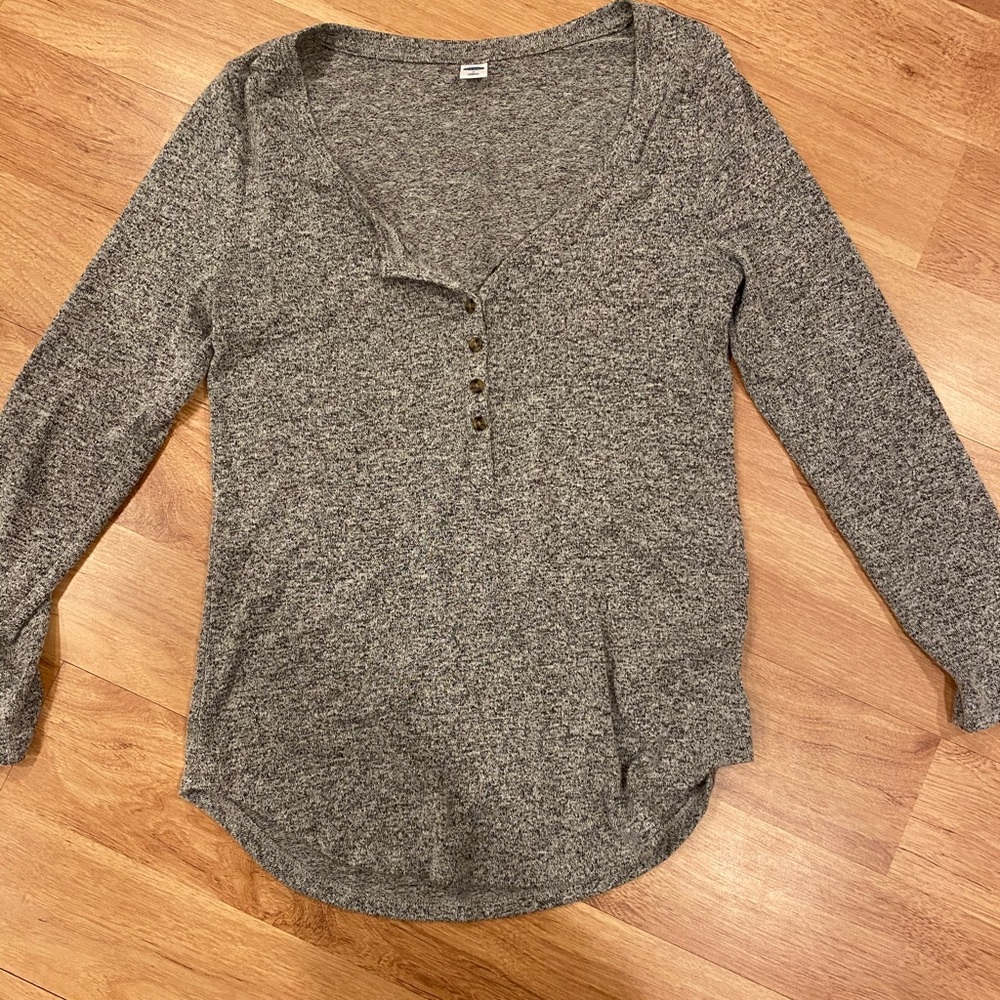 Old navy long sleeve
